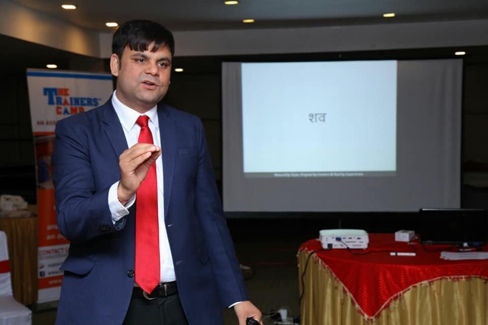 Amar Choudhary presenting OMG program